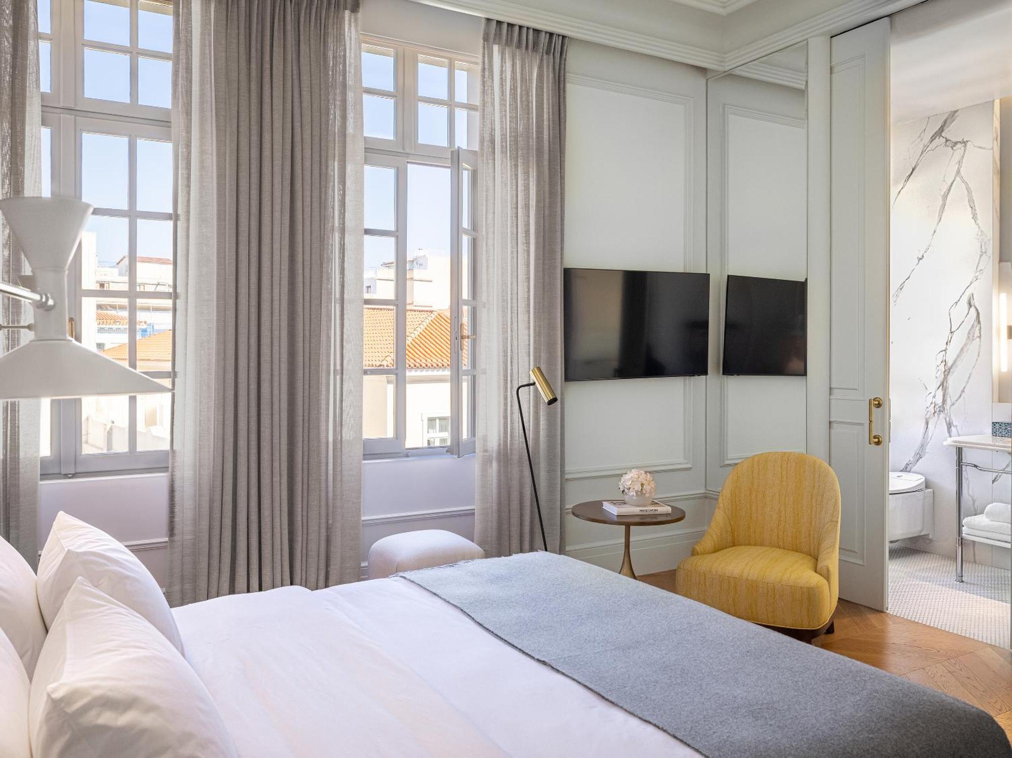 The Dolli At Acropolis, A To Live Hotel