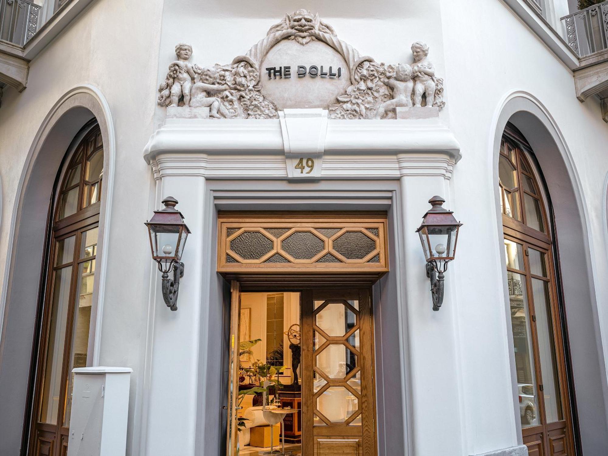 The Dolli At Acropolis, A To Live